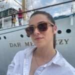 Lunettes de soleil en bois zébrano Raider, forme carrée pour tous les styles et toutes les occasions.