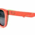 Lunettes San Francisco Red adaptées aux visages ronds et ovales.