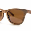 Finitions en bois de zébrano des lunettes Raider, élégance naturelle.