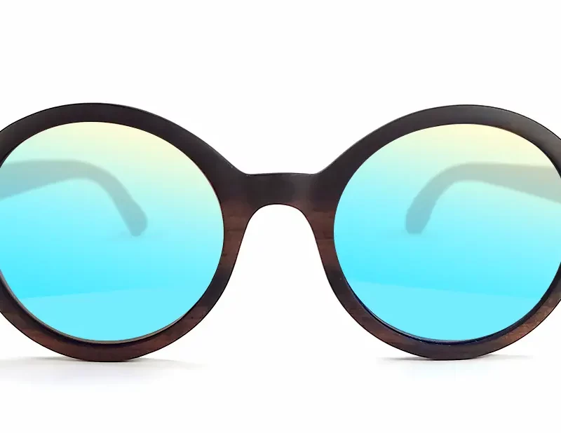 Lunettes de soleil Georges Black en bois de palissandre avec verres polarisés UV400.