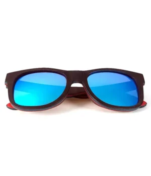 Monture wayfarer noire des lunettes San Francisco Black, adaptées aux visages ronds et ovales.