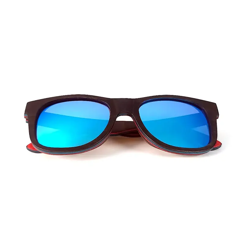 lunettes de soleil en bois de skateboard noire