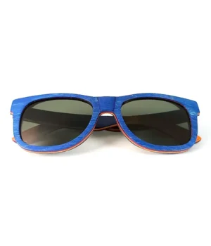 Lunettes de soleil San Francisco Blue - monture en bois de skateboard recyclé, style wayfarer.