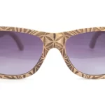 Veines naturelles du bois d’érable sur monture Austin Grey faite à la main.