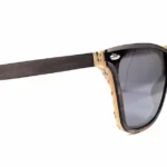 Lunettes de soleil en bois modèle Arrow avec protection UV400 pour hommes.