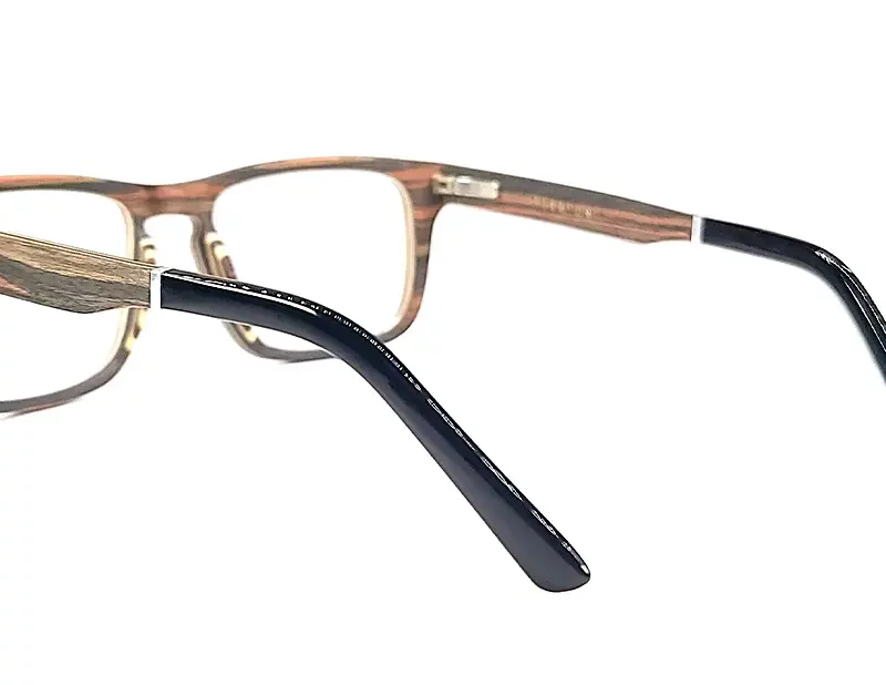 Les lunettes bois Samos sont des modèles de correction classiques et sobres en bois de palissandre