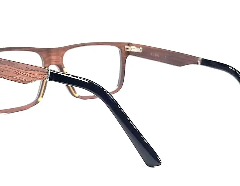 Prise de vue des lunettes optique en palissandre du modèle Naxos