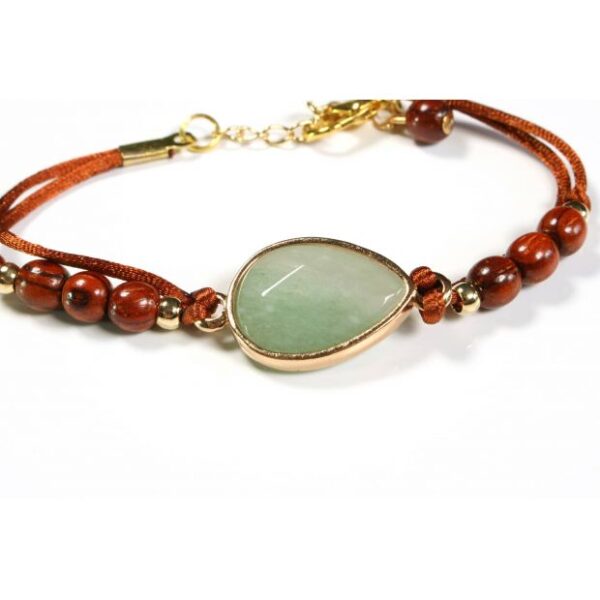 Bracelet en bois d’acajou et pierre Aventurine ajustable avec chaînette dorée.