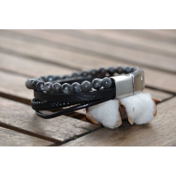 Bracelet en cuir noir avec pierres naturelles Kevin, élégant et intemporel, parfait pour toutes les occasions.