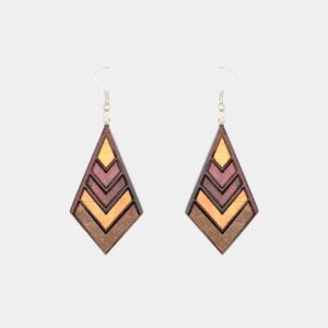 Boucles d’oreilles triangles en bois de marqueterie, essences Amarante, Murier, Néflier et Palissandre.