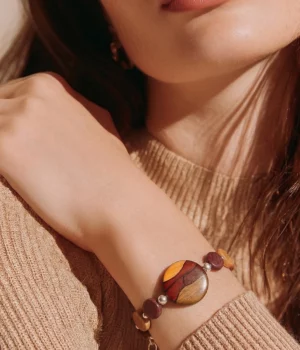 Bracelet multicolore et marqueterie Tallia