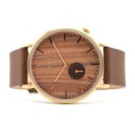 Montre homme design exclusif Essenciel - Modele city brown
