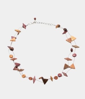 Design élégant du collier multicolore Séphorra, parfait pour toutes occasions