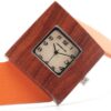 Montre en bois pour femme avec boîtier carré et bracelet en cuir orange
