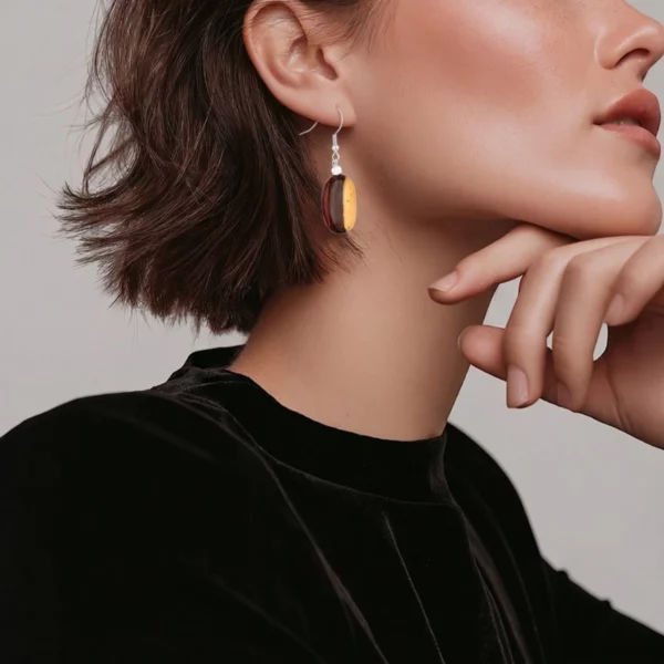 Boucles d'oreilles ovale en bois bicolore Maeva