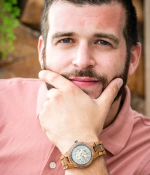 Alternative view of Montre luxe homme noyer automatique Jones