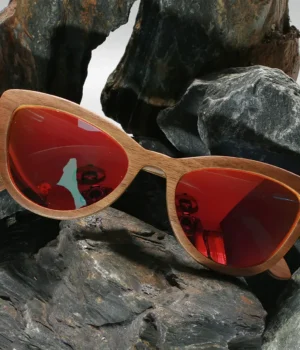 Lunettes en bois Parker PINCK pour femmes avec protection UV 400 et verres polarisés.