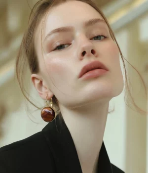 Alternative view of Boucles d'oreilles doré bois marqueterie Ness