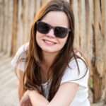 Lunettes de soleil Emma Brown en bois précieux, design élégant et durable