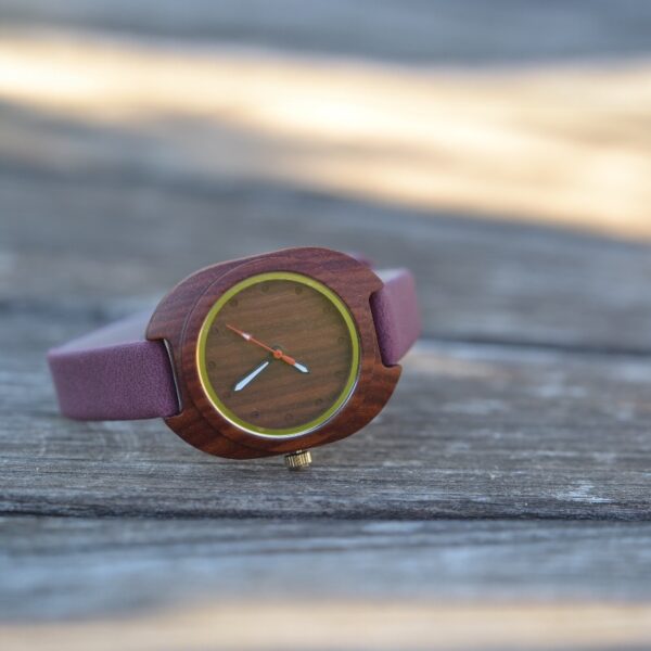 Montre femme palissandre cuir violet Victoria