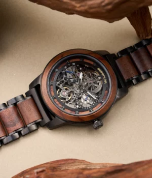 Alternative view of Montre homme bois bicolore automatique Carter