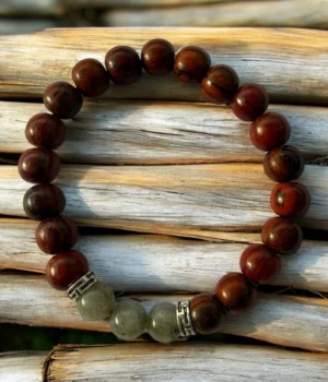 Alternative view of Bracelet méditation acajou et labradorite Caro