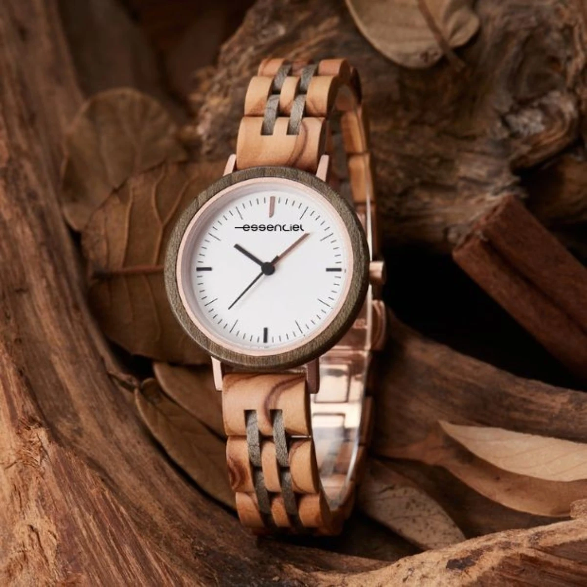 Montre minimaliste femme bois érable Bettie – Image 6