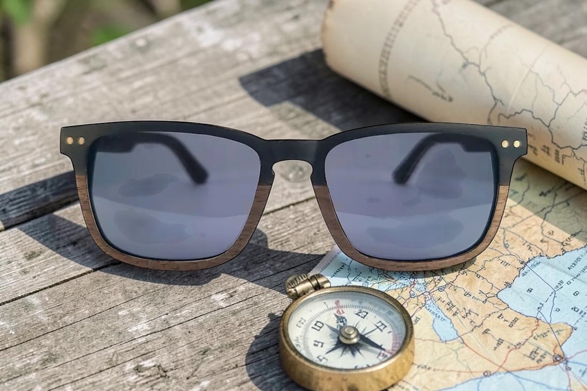 Bannière pour collection de lunettes en bois de soleil